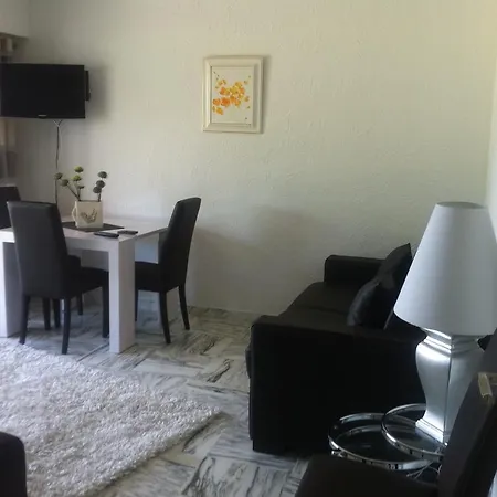 Le Saphir Apartment *